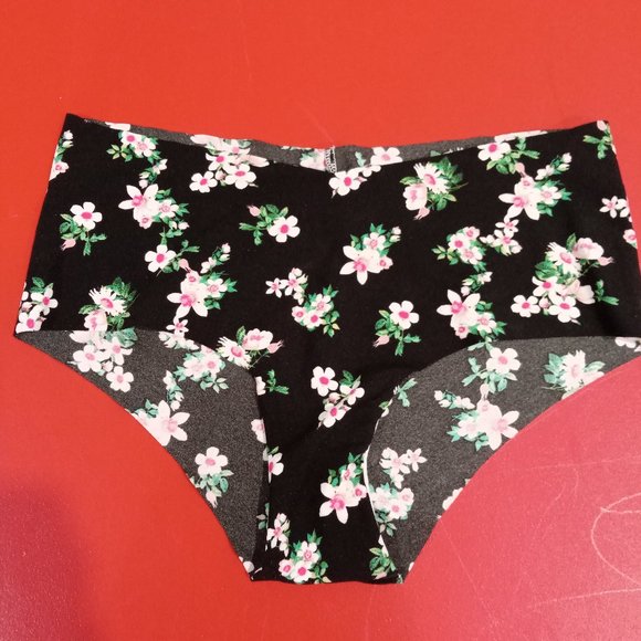 Victoria's Secret lingerie 3 pcs. bundle size M and XL - Picture 2 of 6